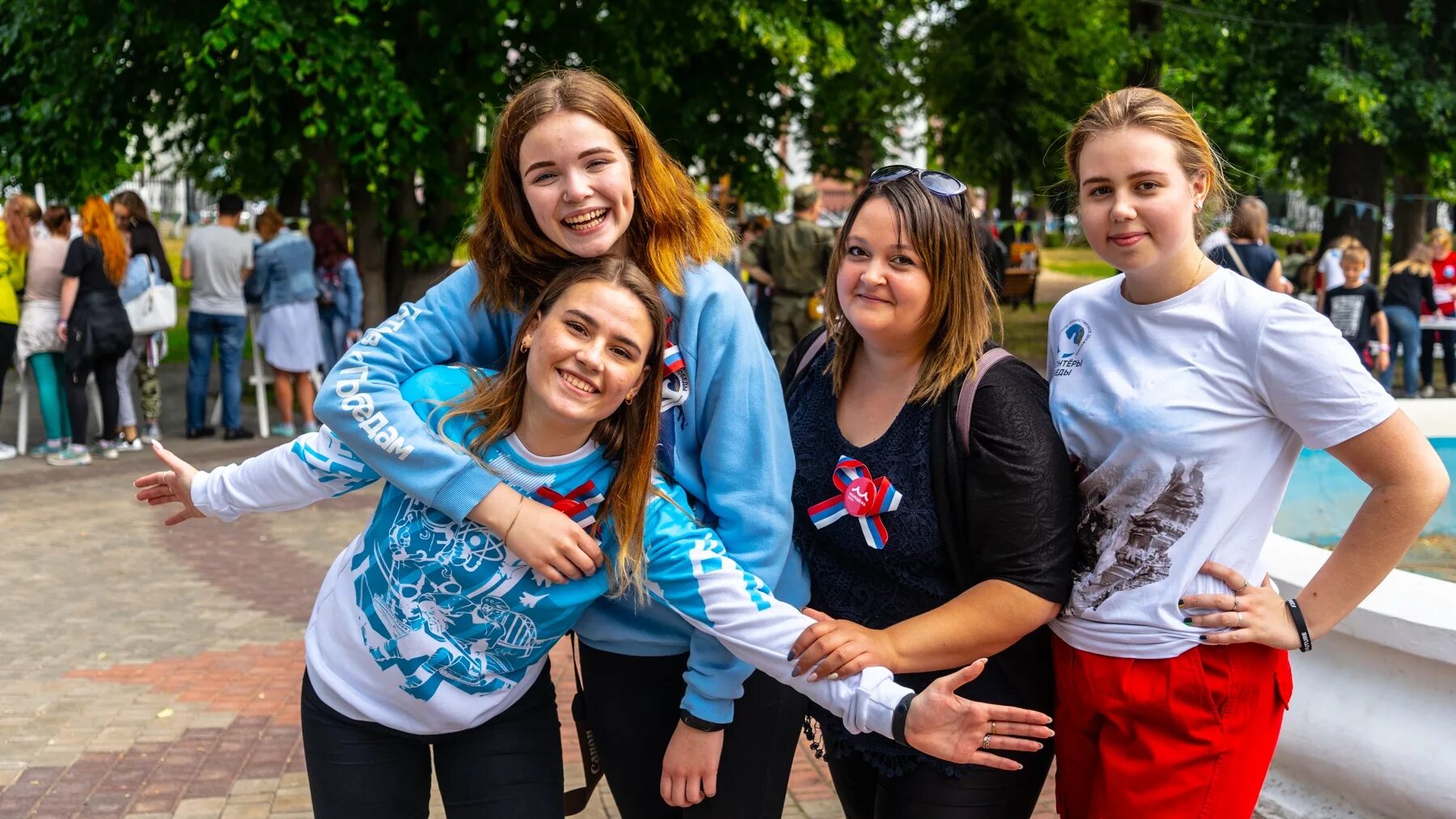 Xii всемирный фестиваль молодёжи и студентов. С днем молодежи поздравление. С днем молодежи. Молодежи в 24 году. Фестиваль молодежи и студенчества «студвесна».