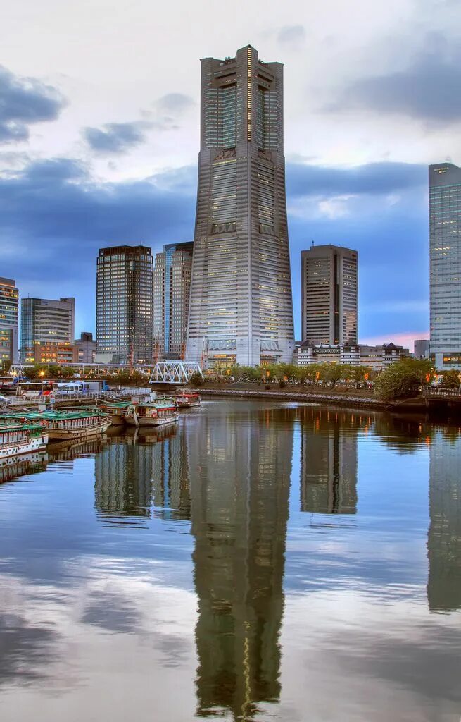 Unique landmarks. Лэндмарк Тауэр. Йокогама небоскреб. Landmark Tower Япония. Yokohama landmark Tower строение.