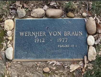 Von braun gravestone