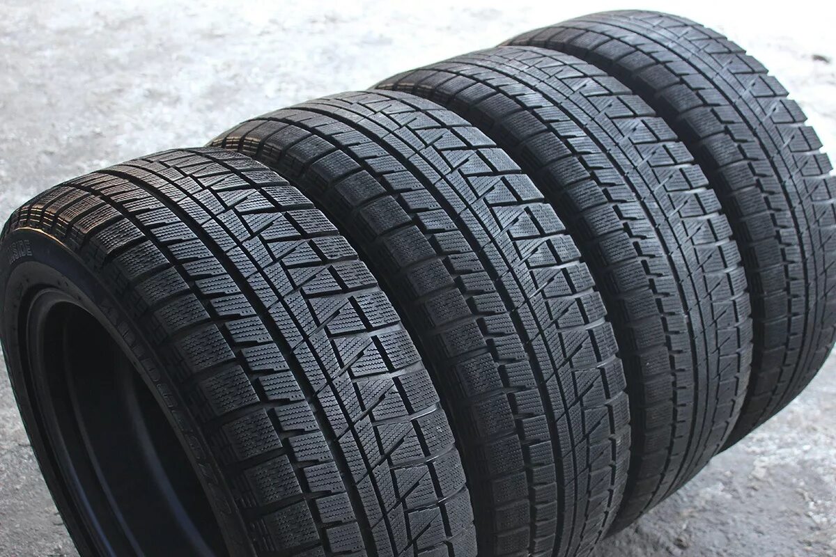 Шины омск сайты. Шины зимние Revo GZ 185 65 15. 205 65 15 Bridgestone Blizzak Revo GZ. Bridgestone Blizzak Revo GZ 185/65 r15. Bridgestone Blizzak Revo GZ.