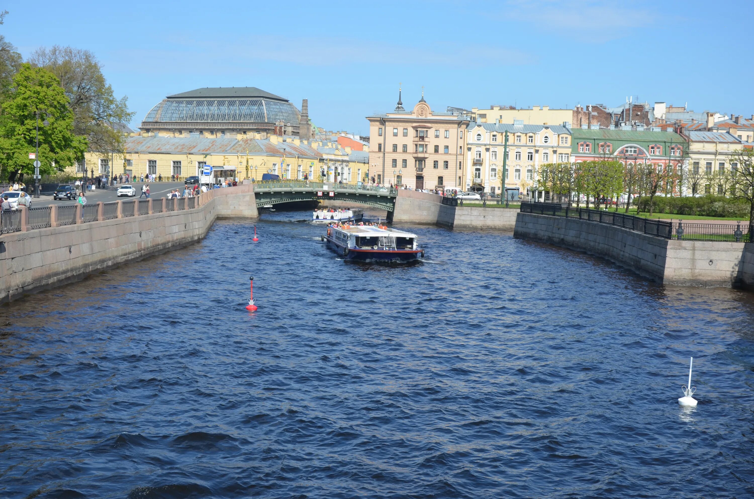 Почему санкт-петербург город федерального значения. Санкт петербург региональное значение. Санкт петербург региональное значение. Санкт петербург региональное значение. Гранрцысанкт-петербурга.