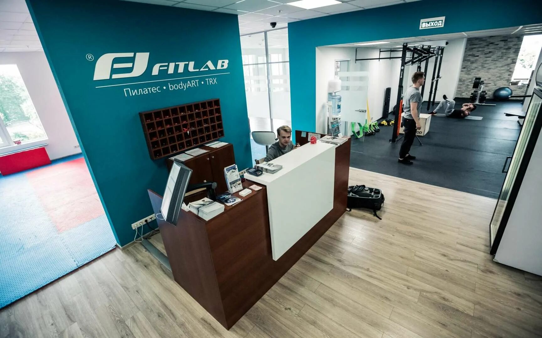 My fitlab преображенская. Фит лаб. Фитлаб официальный сайт. Фитлаб чеховская. Ems массаж.