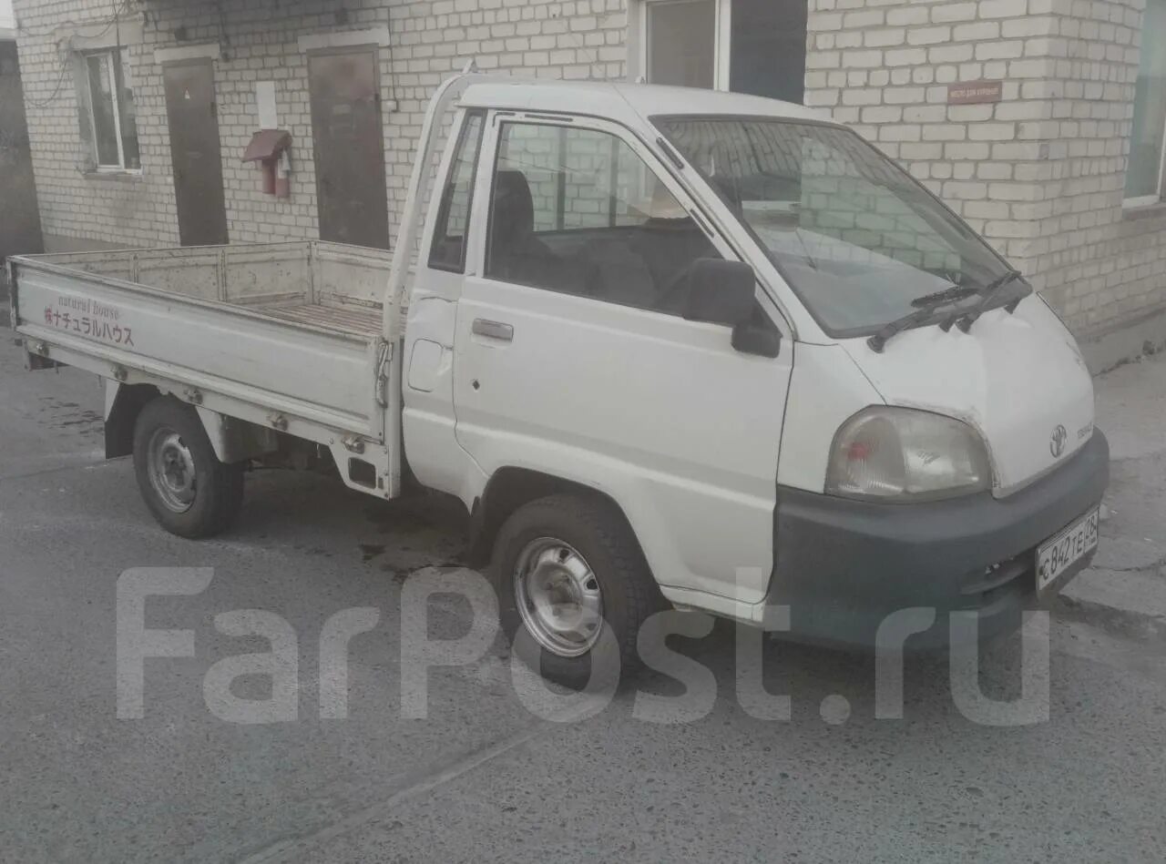 Грузовик тойота приморский край. Toyota Town Ace 2001 грузовик.