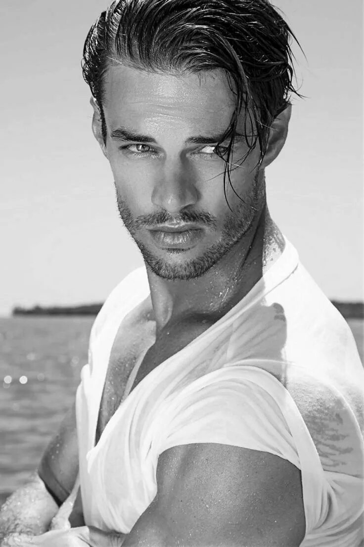 Знойный мужчина. Antonio zepeda. Бруно гиссони фото. Мачо. Брутальный мужчина.