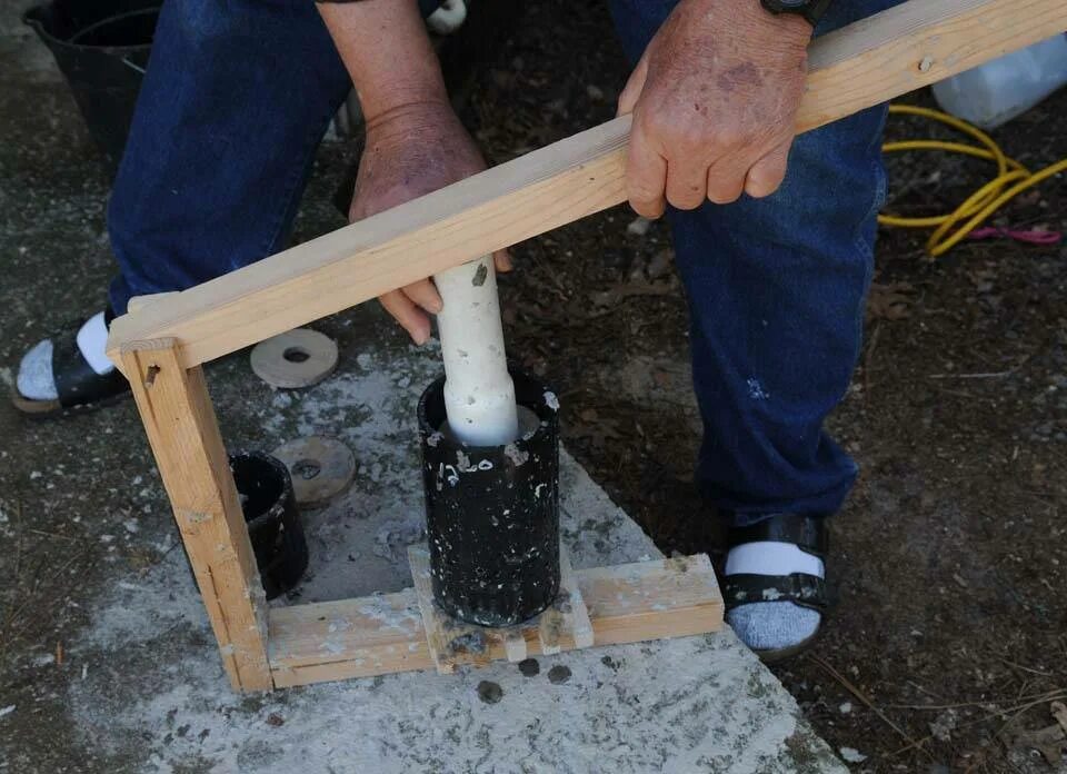 Пресс для топливных брикетов нестро. Станок для брикетов руф. Пресс пб-200 для топливных брикетов. Брикеты изготовление своими руками. Брикеты изготовление своими руками.