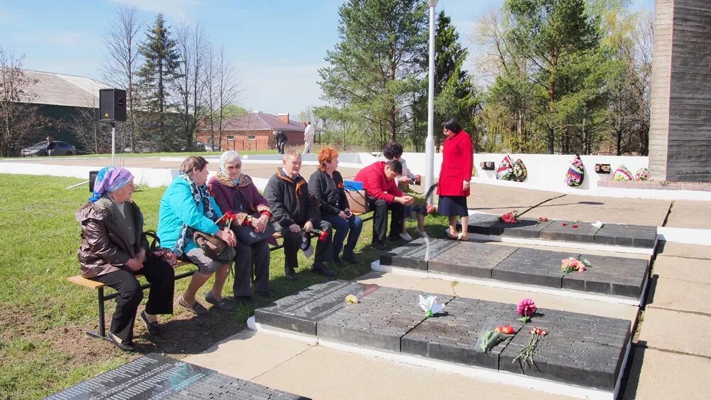 Смоленская область гагаринский район село карманово. Администрация карманово. Карманово смоленская область гагаринский. Погода в карманово смоленской на 10. Смоленская область гагаринский район село карманово.