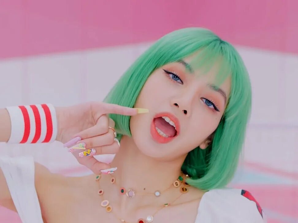 Лалиса манобан hylt. Лиса блэк пинк. Lisa that she. Лиса блэк пинк. Лиса блэк пинк 2020 how you like that.