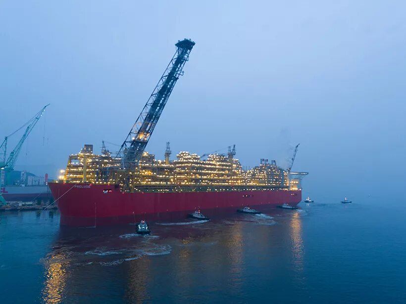 Prelude flng корабль. Prelude flng экипаж. Картины танкеров кораблей. Shell shipping. Плавучий завод prelude flng.