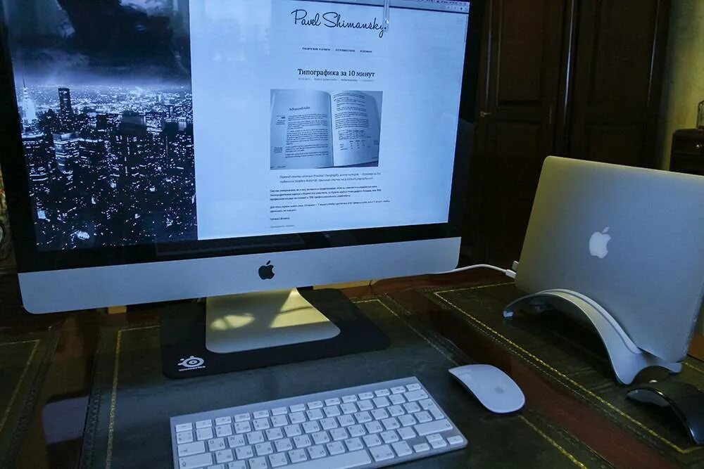 Подключение макбука к монитору. Монитор к макбуку. внешний монитор для macbook. макбук подключить к монитору. подключить клавиатуру и монитор к макбуку.