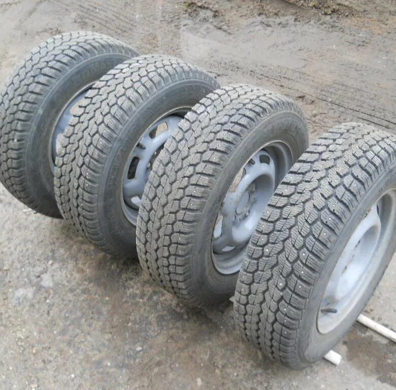 Авито можно колесо. 185/70 R13. Уралшина 175/70 r13. Шины Уралшина 175 70 r13 снежный Барс. 175.60 R14 резина ВАЗ.