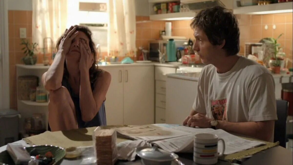 Сцена соблазнения. Райан гузман и дженнифер лопес поклонник. Милые обманщицы кадры из сериала. Фильм поклонник с дженнифер лопес. Новый парень моей девушки.