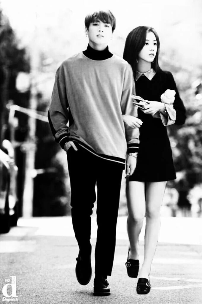 Джису и чонгук. Jisoo and jungkook. Джису и чонгук совмы. Чонгук и джису. Намджун и джису.