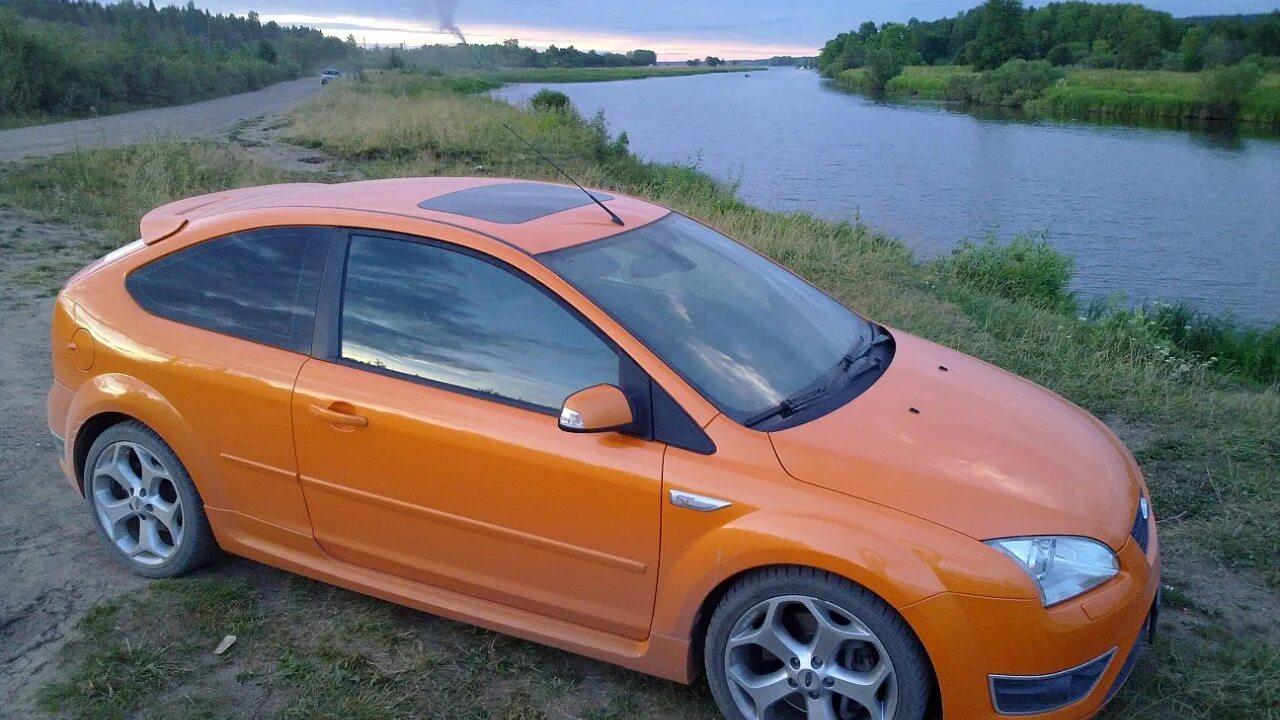 Форд фокус 2 с люком. Ford Focus 1 с люком. Ford Focus 2 St. Форд фокус 1 хэтчбек с люком.