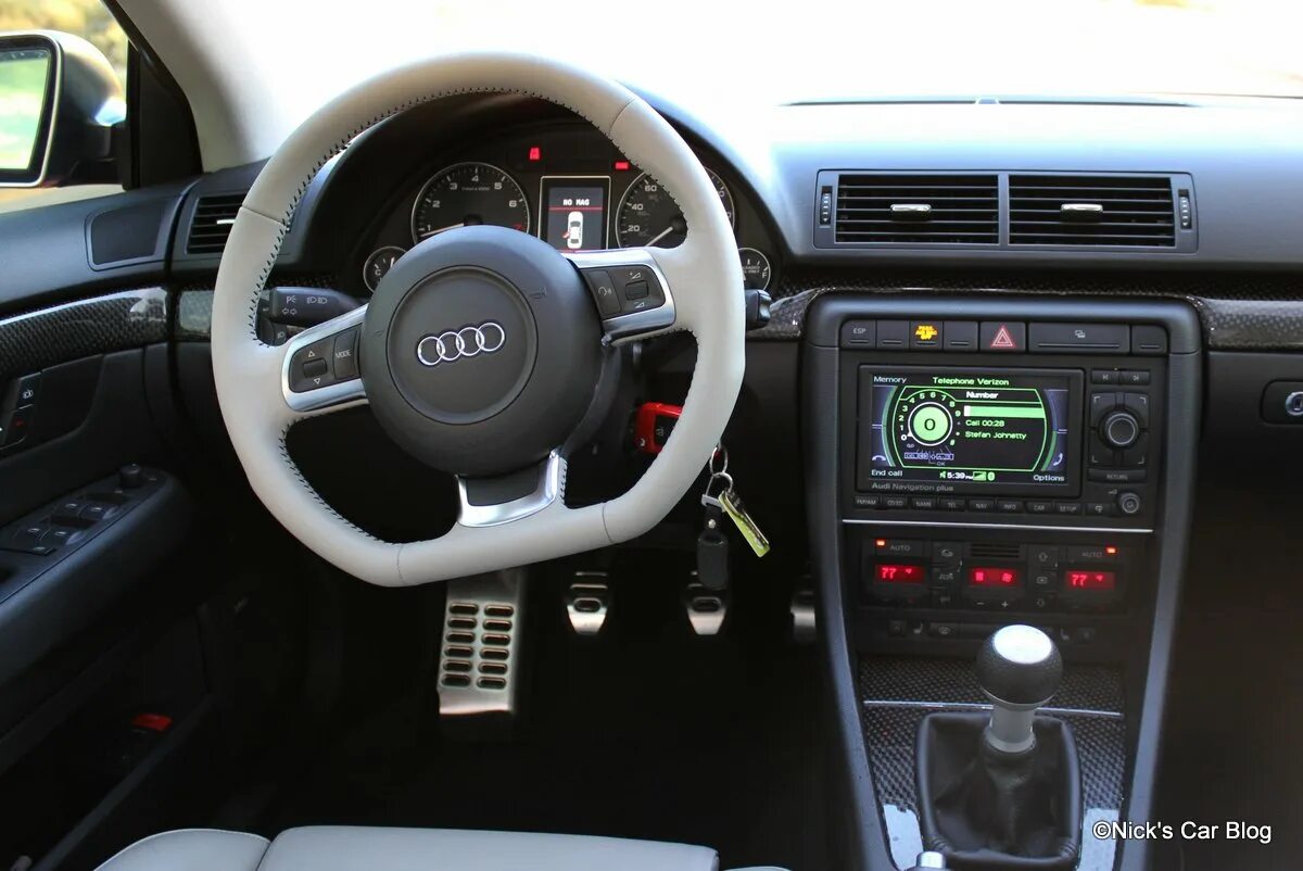 Audi a4 b6 салон. Салон Ауди s4 b6. Audi rs4 b7 Interior. Ауди а6 с4 салон. Магнитола ауди а4 б6