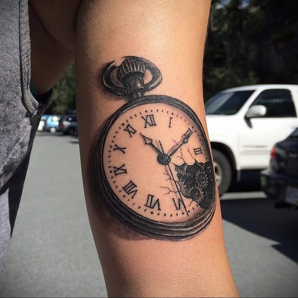 Тату часы. Тату часы мужские. Тату эскизы. Тату часы на плече. Тату часы с розами.