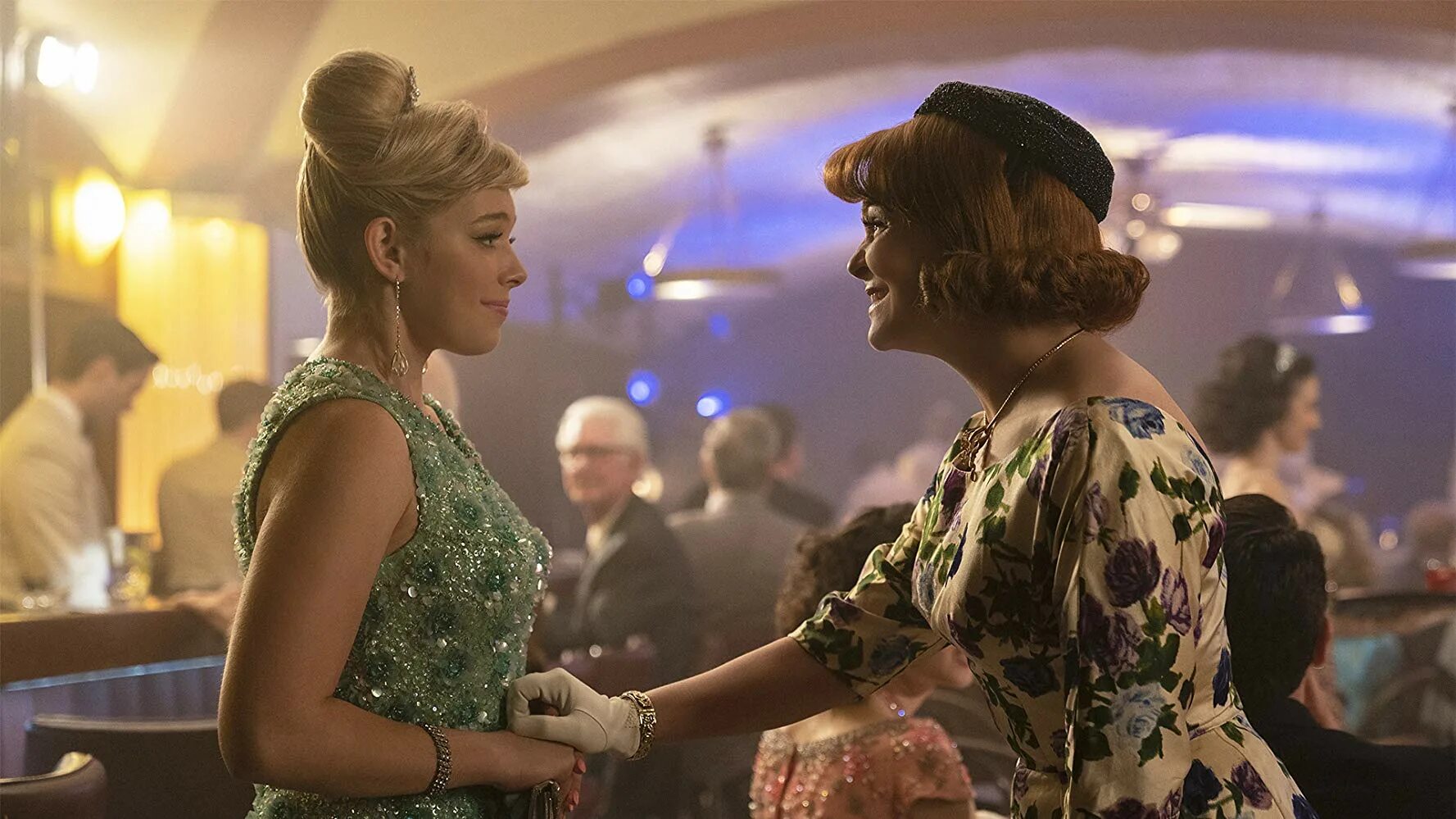 Почему женщины убивают наподобие. Why women kill сериал. сериал с люси лью женщины убивают. почему женщины убивают сериал 2 сезон. бет энн стэнтон.