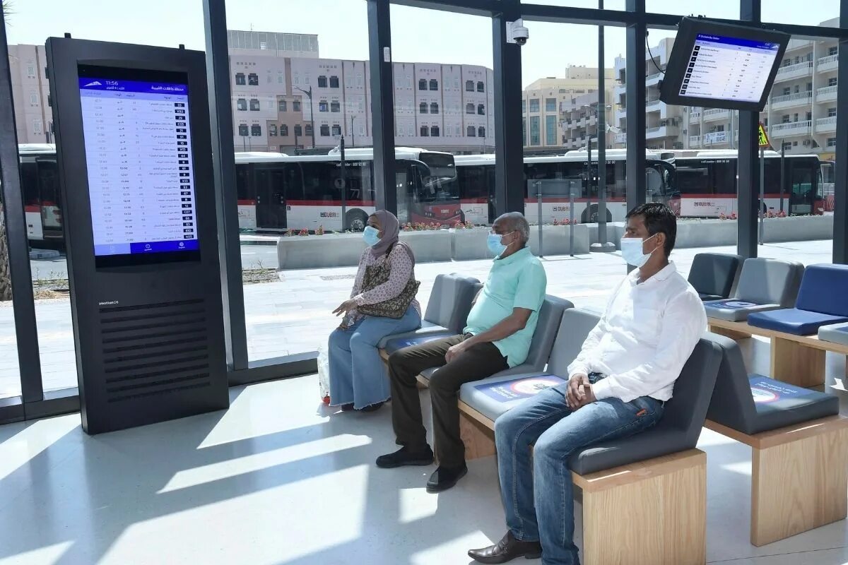 Smart Bus Station. Smart Dubai. Smart Air quality Stations Dubai. Smart Screen at a Bus stop. Public update