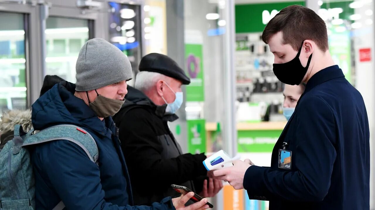 Пускают посетителей. Пускают посетителей