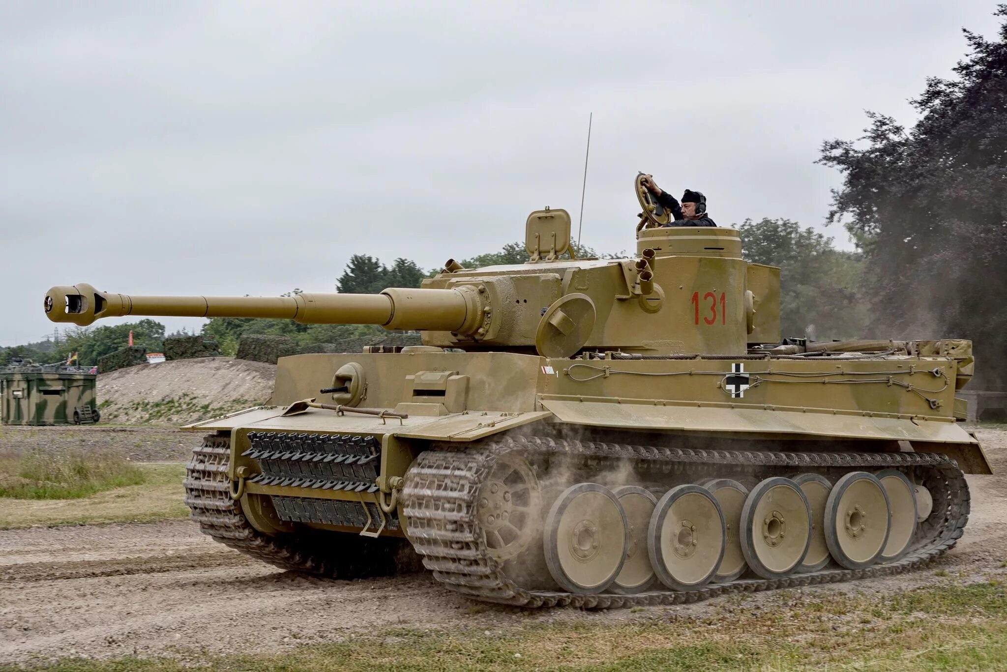 Panzerkampfwagen vi Ausf. E, «тигр». PZKPFW vi Ausf.h1 "тигр". Panzerkampfwagen vi Ausf.h — e, «тигр». Танк т-6 тигр. Vi ausf