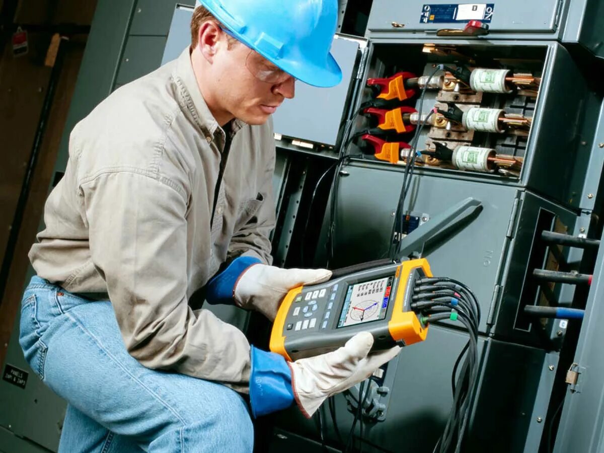 Нарушение в работе электроустановок. Нарушение в работе электроустановок. Ответственность за эксплуатацию электроустановок. Нарушение в работе электроустановок. Обязанности и ответственность потребителей за выполнение правил.