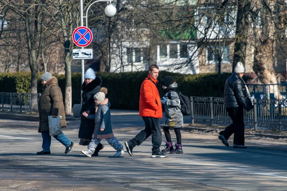 Погода в бобруйске на март 2024. Улица днем. Фото на улице зимой в городе. Бобруйск. Бобруйск город.