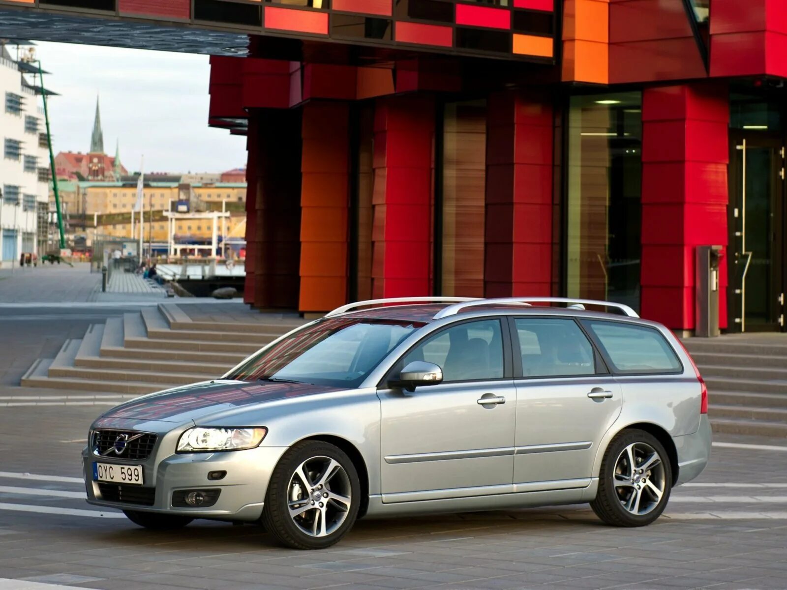 Volvo v50 2012. Volvo v50 r. Volvo v50 2011. Вольво в50 универсал.