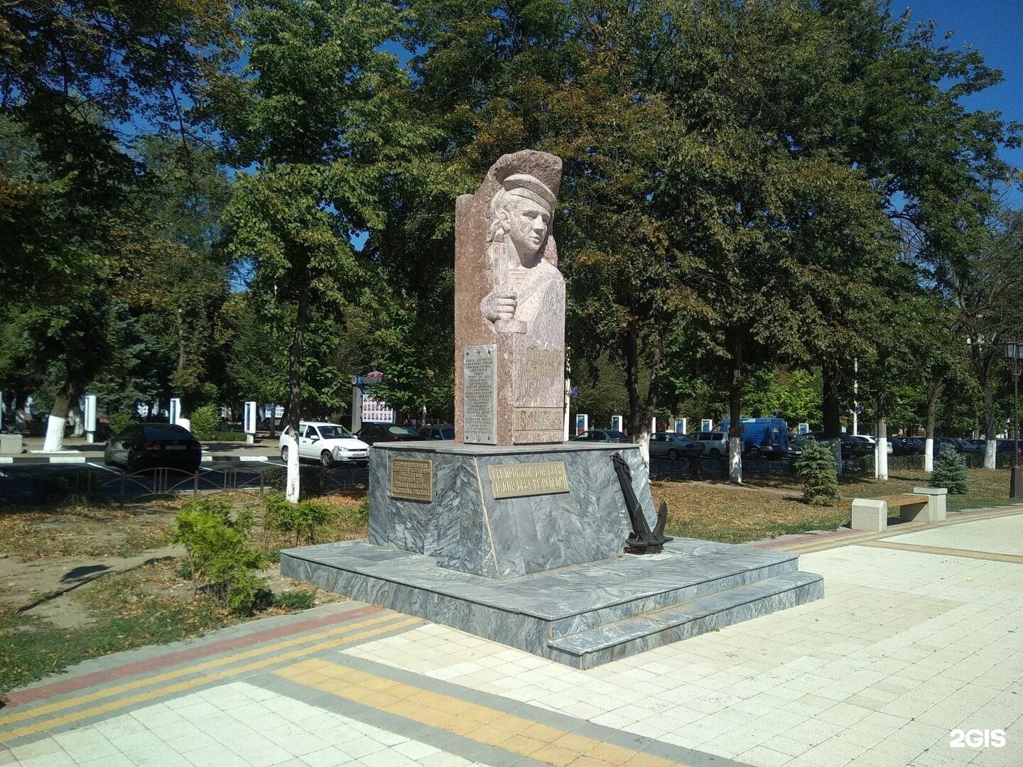 Армавир 2 город. Памятник морякам-кубанцам. памятники армавира. обелиск армавир. памятник армавир матросам.