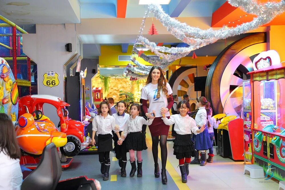 парк тачки в махачкале. махачкала развлечения для детей. детский клуб тачки. детский клуб тачки. тачки клуб в махачкале.