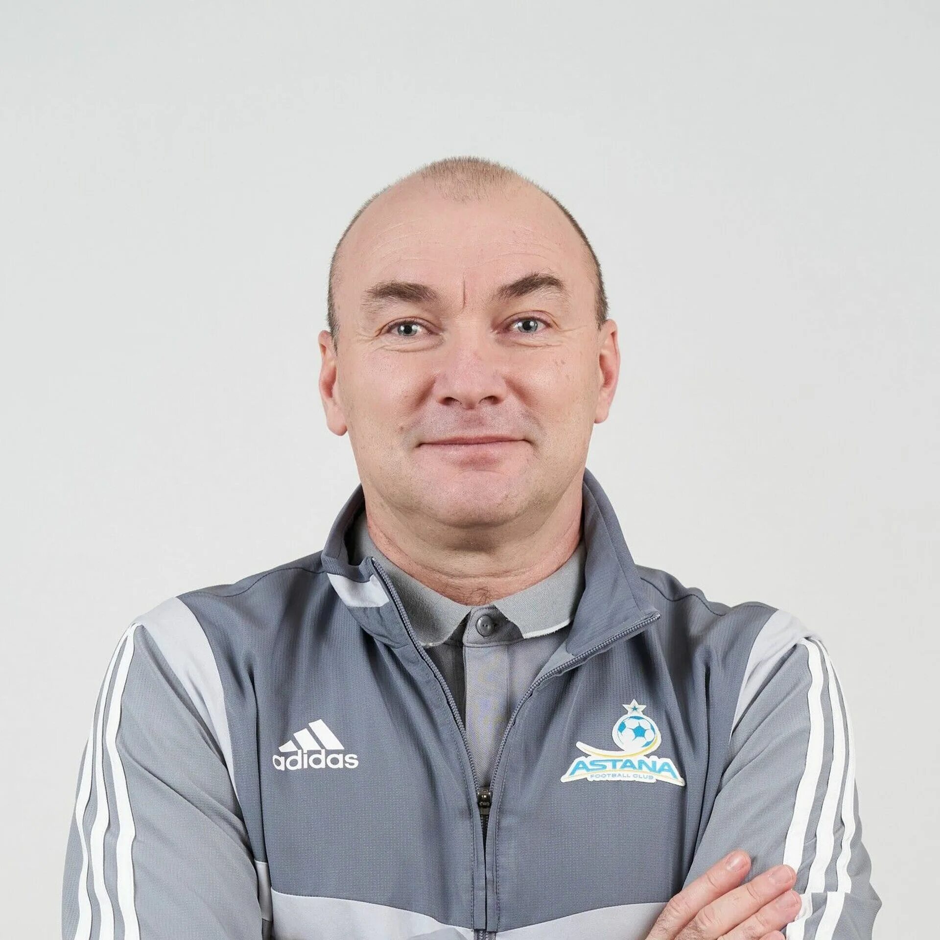 Тренера астаны. Тренер Чемелев Астана. ФК Астана тренер.
