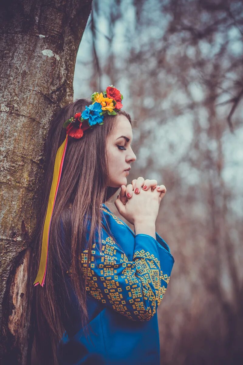 Украинки красотки. Костюм украинки. Девушка в вышиванке. Дівчина україна. Дівчина україна.