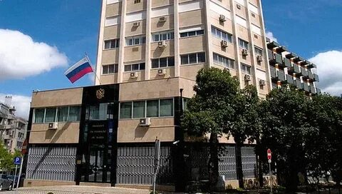 Посольство в другой стране