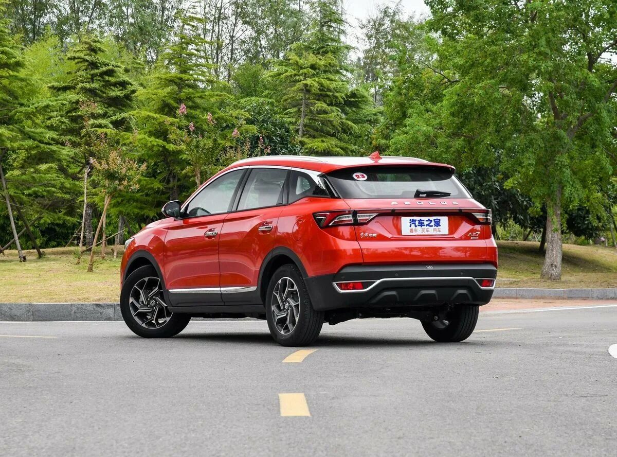 Донг фенг кроссовер. Кроссовер dongfeng ax7. dongfeng ax7 2025. донг фенг ax7 2019. донг фенг crossover.