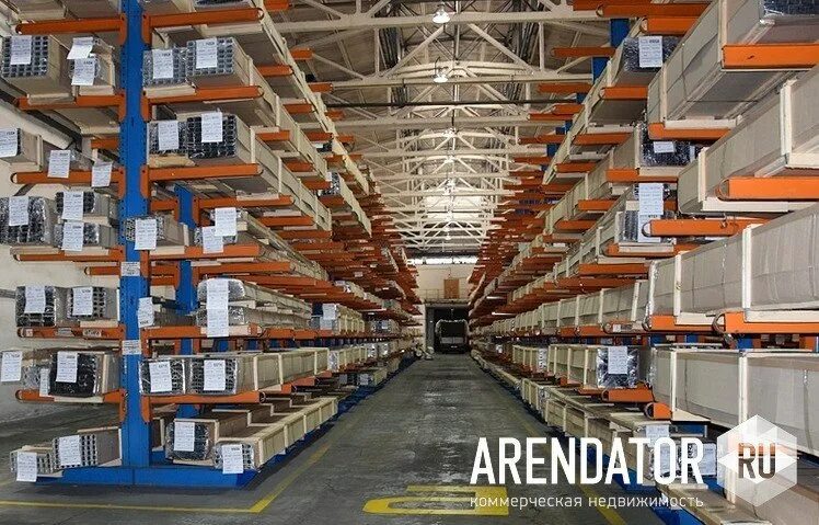 Хранение арендатора. Склад внутри. Хранение вещей на складе. Профессиональный офисный переезд. Боксы для хранения на складе.
