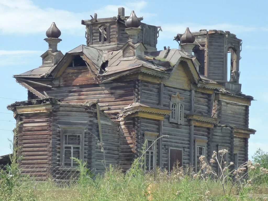 Рыбинский район красноярский дом. Новоалександровка Красноярский край Церковь. Новоалександровская Церковь Уярский район. Новоалександровка Красноярский край Уярский район. Деревянные церкви Красноярского края.