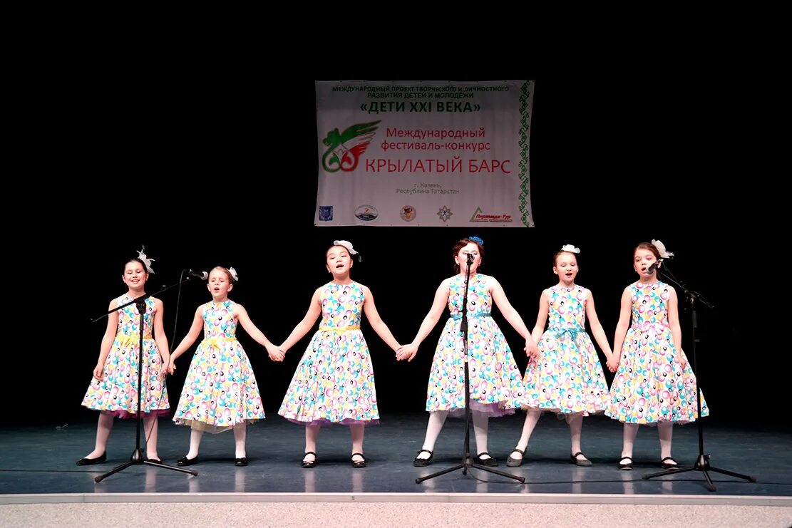 Крылатый барс фото. Крылатый барс фестиваль открытие. Дети 21 века фестиваль кондопога. Фестивали века конкурсы. Крылатый барс фестиваль.