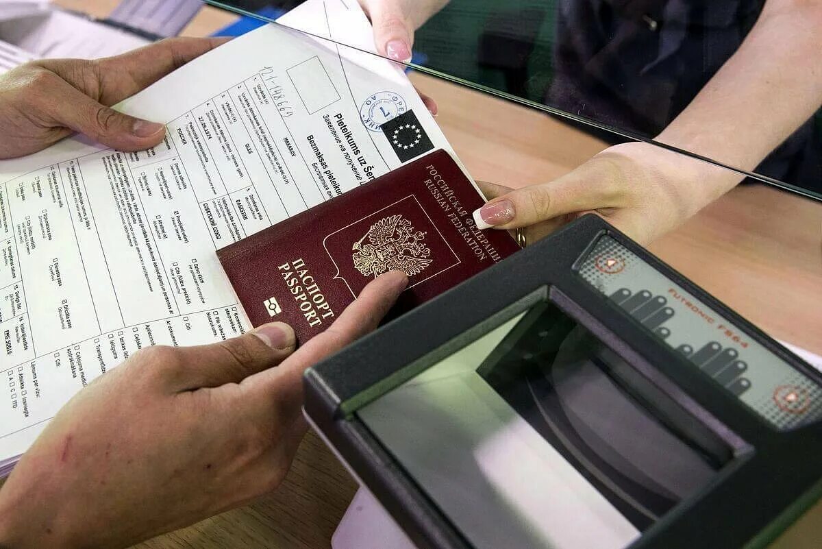 Шенген новости сегодня. Выдача виз. Оформление визы. Шенгенская виза. Выдача шенгенских виз.