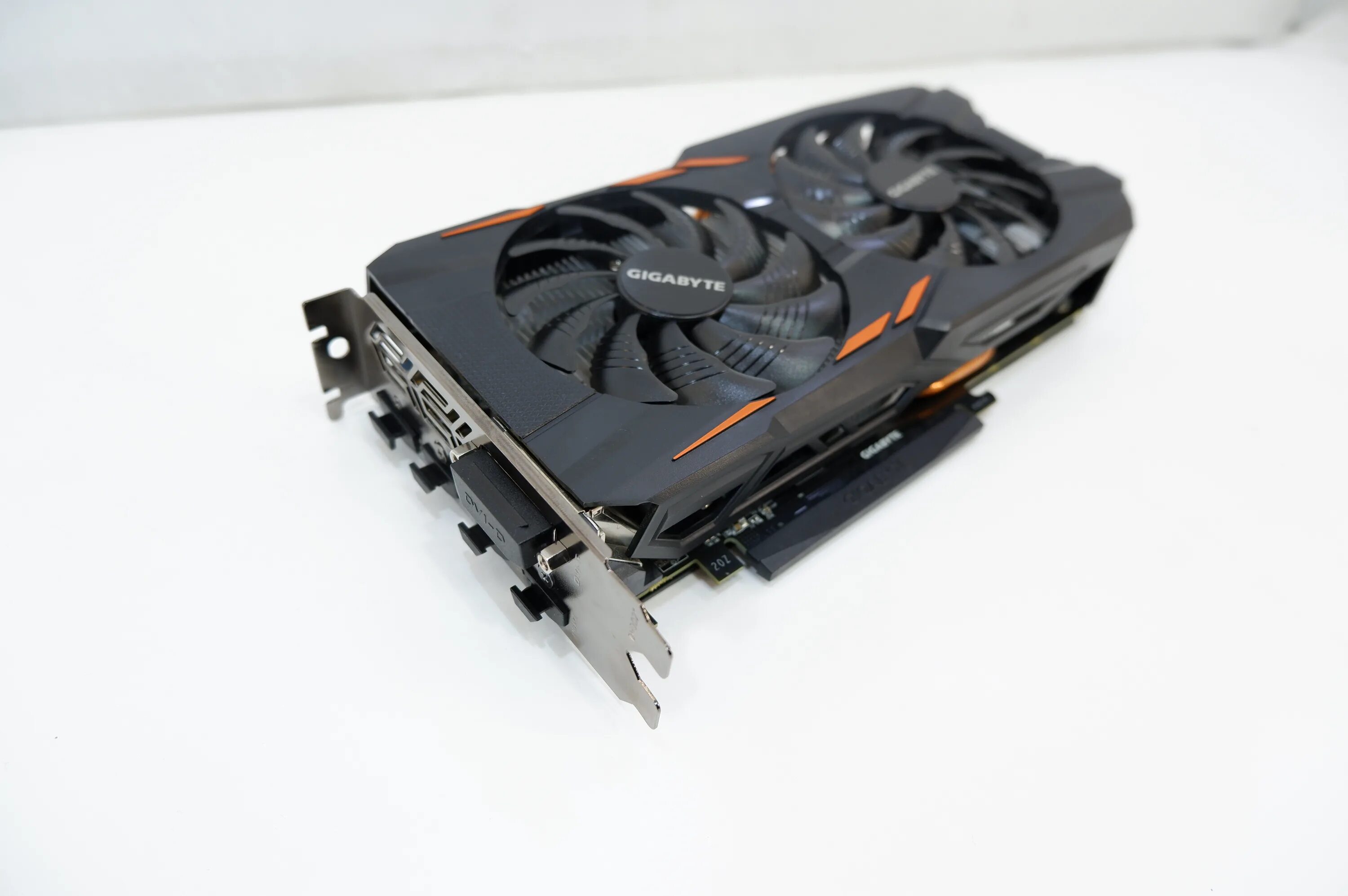 Gigabyte geforce gtx 1050 oc