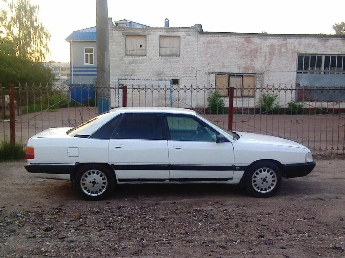 ауди 80 1990. ауди год выпуска 1990. ауди 100 1990. ауди 1990 года. Audi 200 1990.
