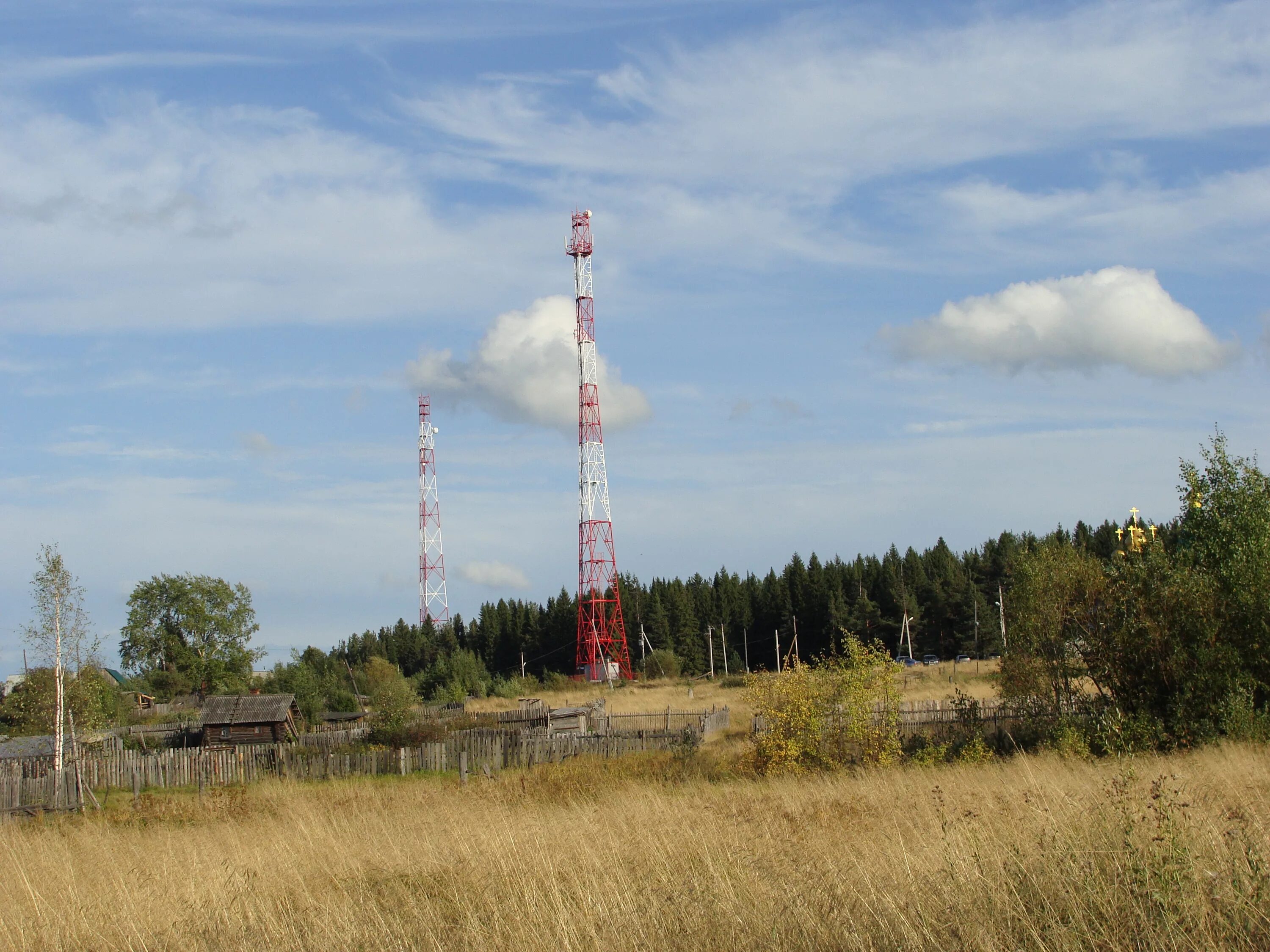 базовая станция теле2. вышка сотовой связи в деревне. базовая станция сотовой связи. сотовая вышка в деревне. вышка сотовой связи в деревне.