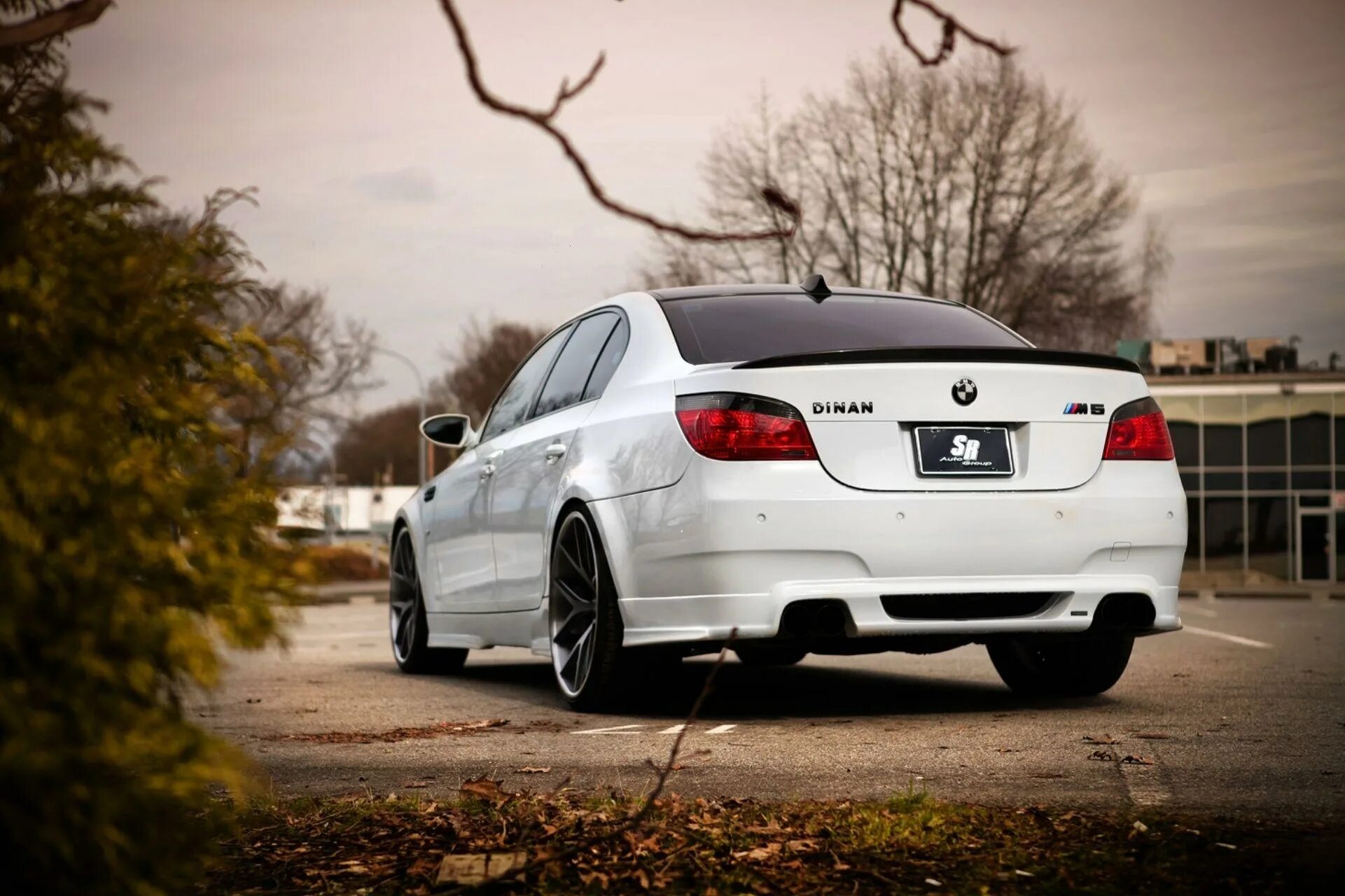 BMW e60 белая. BMW m5 e60. BMW m5 e60 White. BMW 5 e60 White.