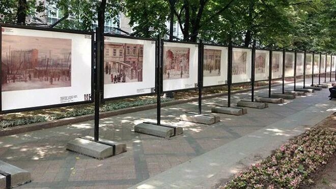 Фотовыставка на никитском бульваре. Выставка москва фото на бульваре. Выставка на бульварах москвы. Выставки на бульварах москвы. Фотовыставка на гоголевском бульваре.