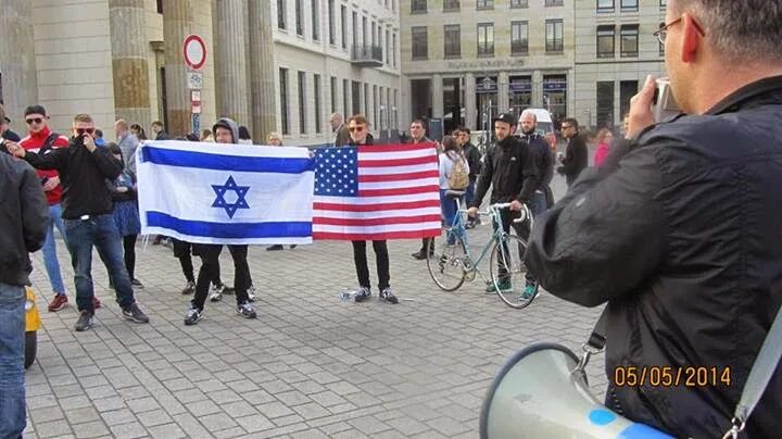 правый и левый. без правых и левых. леваки. левые и правые взгляды. левое и правое движение.