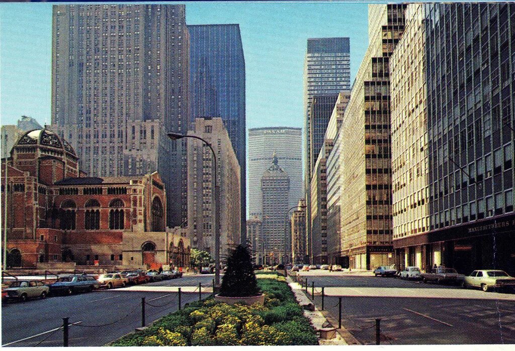 I am built. Кейптаун небоскребы. I am built. Здание чикагской торговой палаты. Pan am building new york.