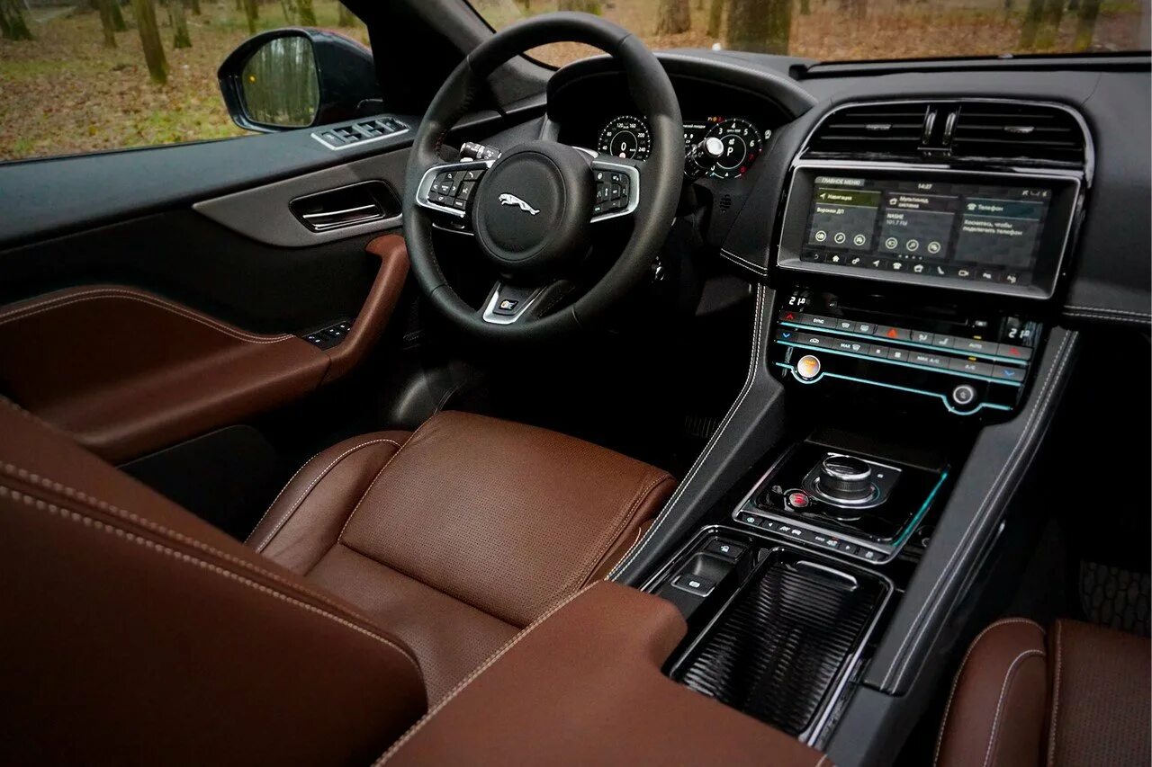 Jaguar f pace 2018. Jaguar f-pace 2025. jaguar f-pace 2025 салон. jaguar f-pace 2025 interior. ягуар f pace 2025 рестайлинг.