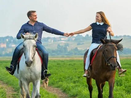 Покататься на лошадях недорого