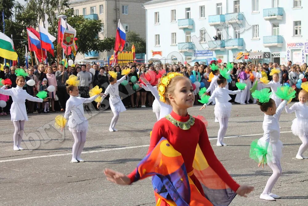 День города Новозыбков. Праздник Новозыбков. Гранд Новозыбков. Гранд танцы Новозыбков. Погода г новозыбков