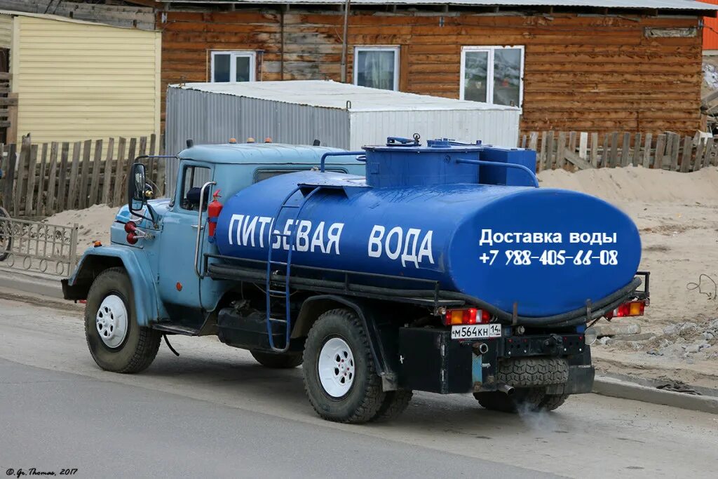 Водовозка. ЗИЛ 130 бочка водовозки. ЗИЛ 130 водовоз. ЗИЛ-130 водовозка поливомоечная. ЗИЛ 130 автоцистерна вода.