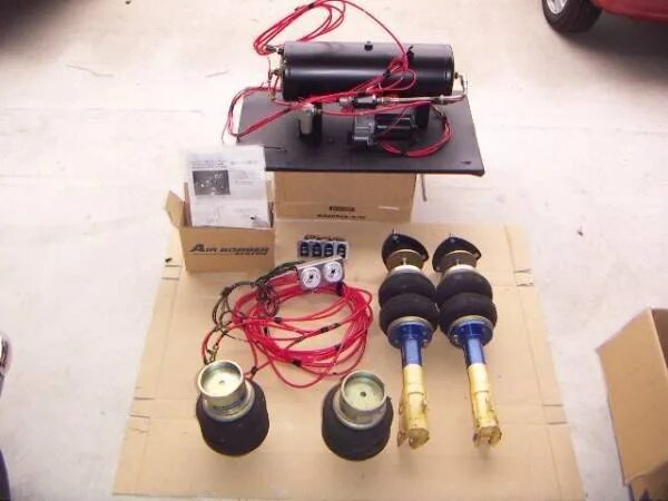 Как проверить пневму. Пневмоподвеска на ваз 2104. Установка пневмы своими руками. Сайлентблок пневмоподушки x166. Пневмоподвеска мак 5336.