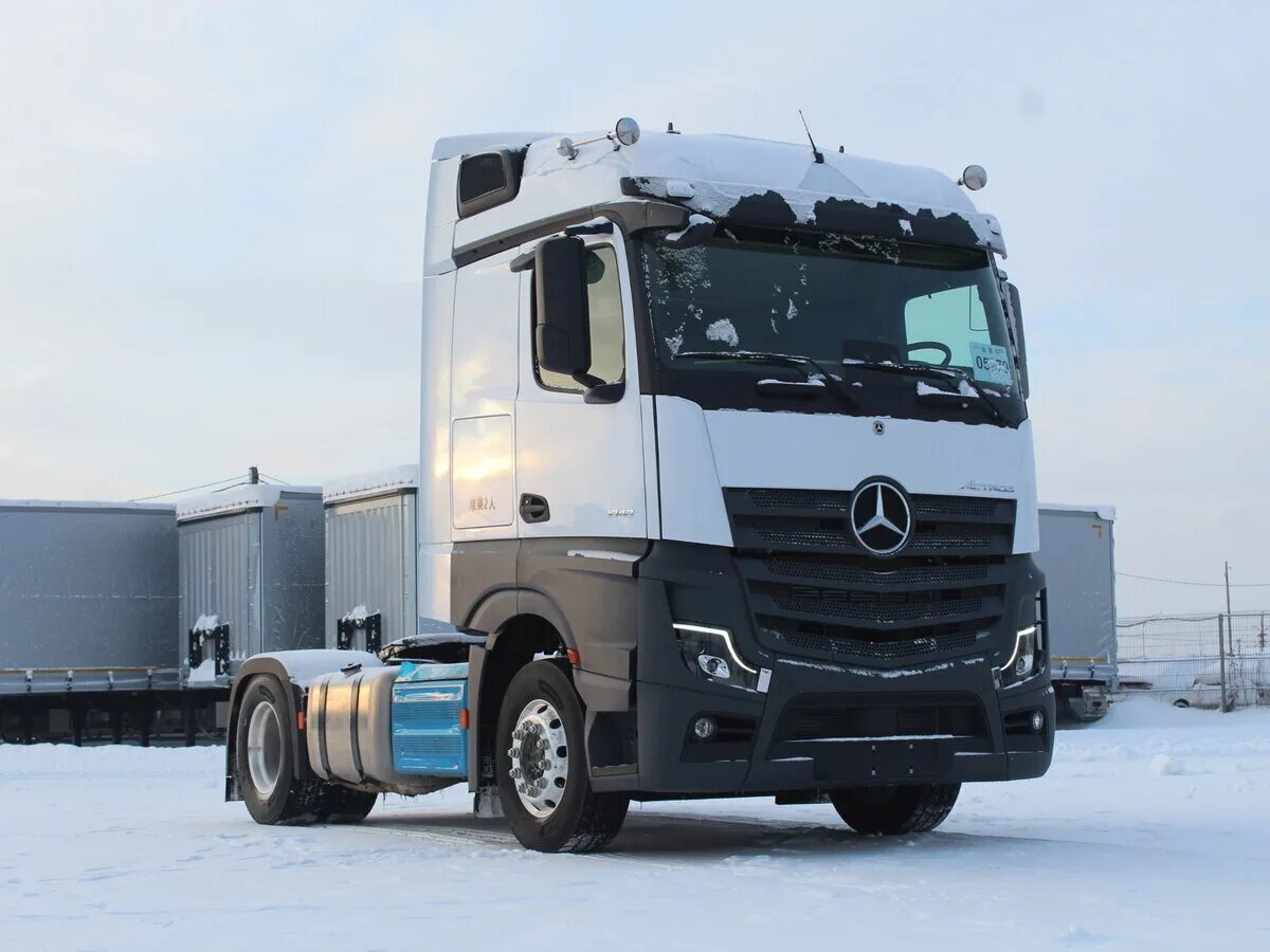 Mercedes-Benz Actros: активная трансформация коммерческих грузоперевозок Acol