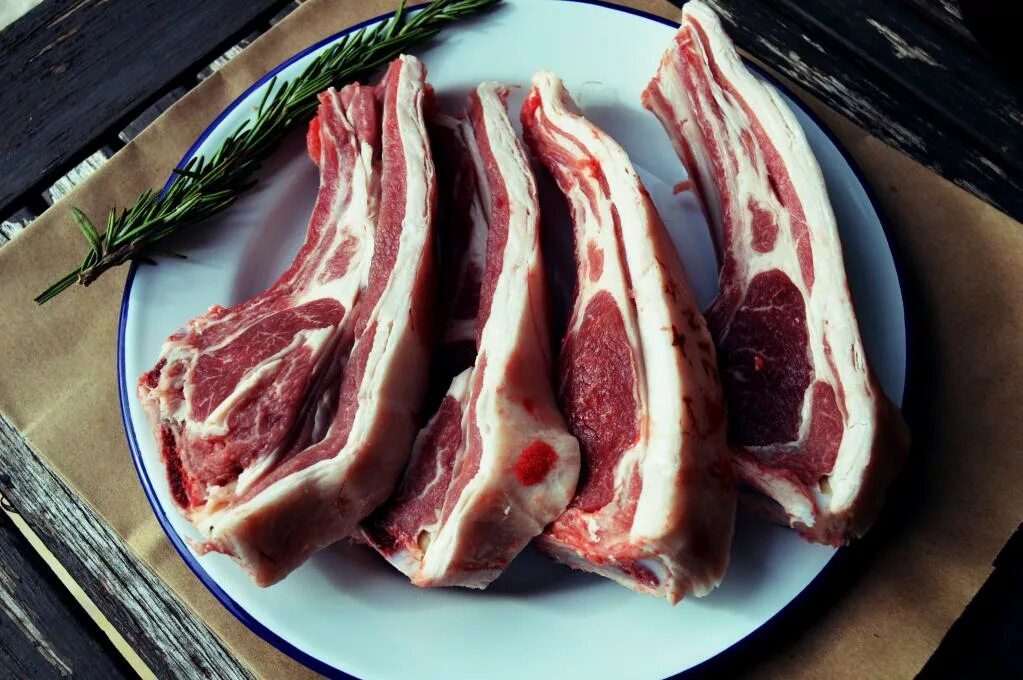 Мясо баранины в приготовленном виде.